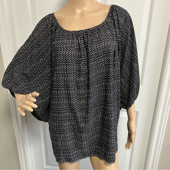 A.N.A. | Women's Black and White loose fit Top with oversized sleeves - Picture 1 of 6